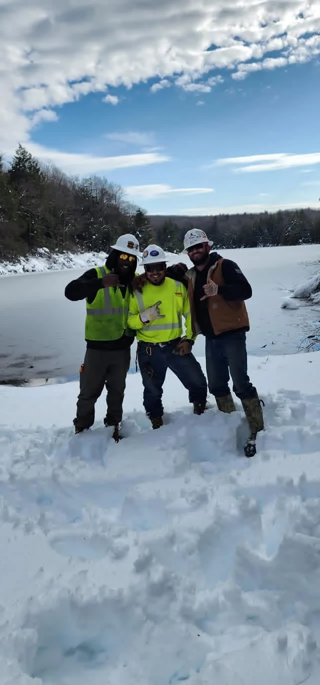Brotherhood in winter conditions